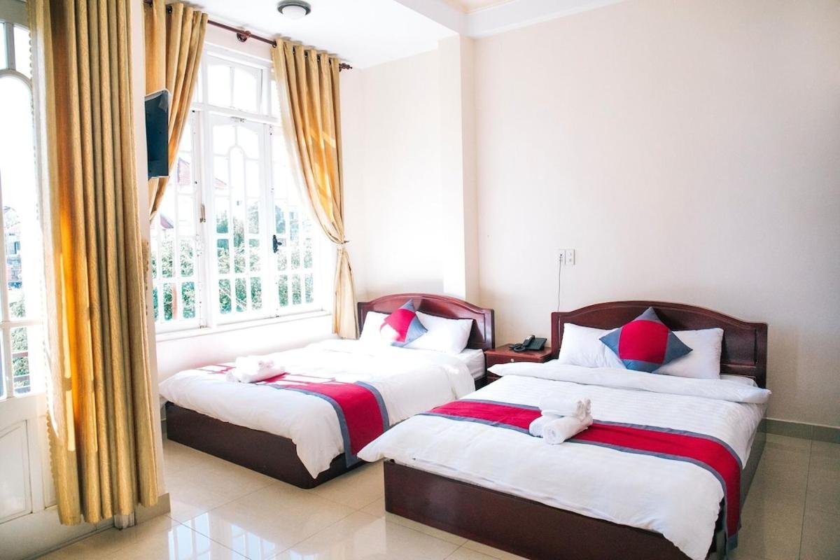 Hotel Rosa Da Lat Esterno foto